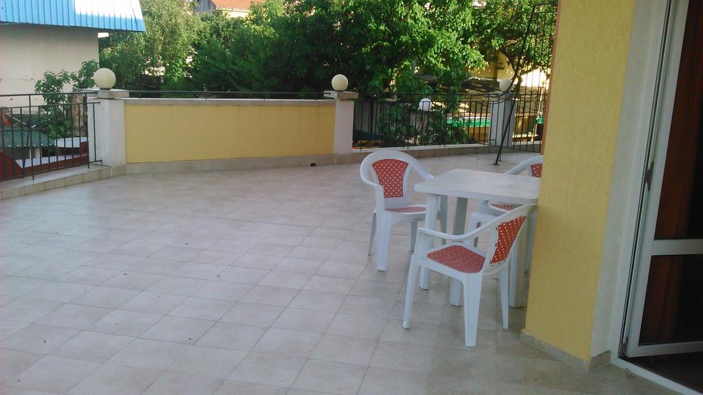 Hotel Bellisimo Lozenec Kültér fotó
