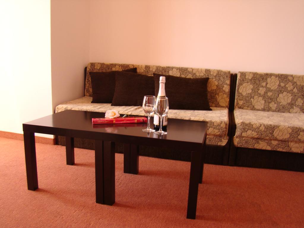 Hotel Bellisimo Lozenec Kültér fotó